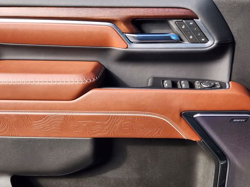 Certified 2025 GMC Sierra 2500 Denali Ultimate image 21