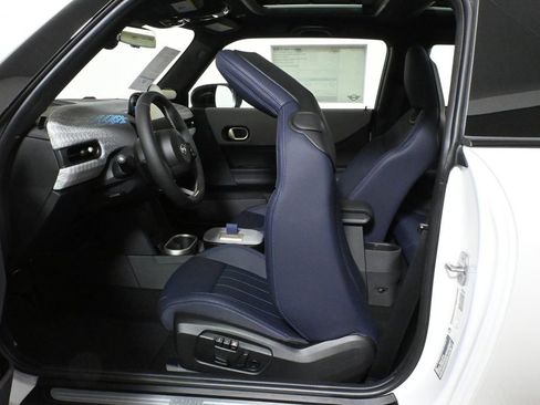 Used 2025 MINI Cooper S image 34