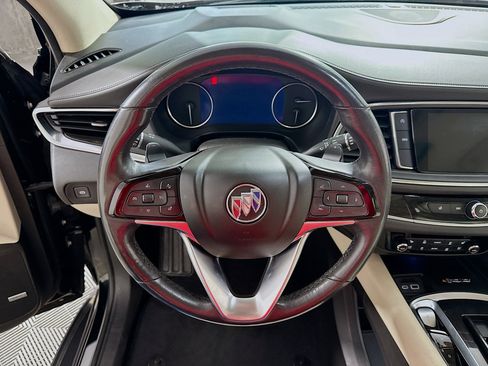 Used 2022 Buick Enclave Premium w/ Experience Buick Package AWD/4WD image 17