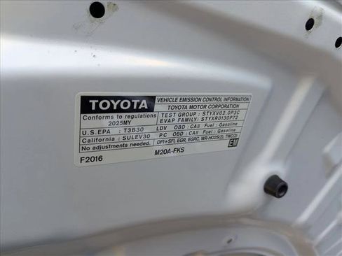 Certified 2025 Toyota Corolla SE image 23