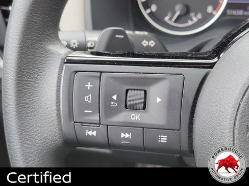 Used 2023 Nissan Rogue SV image 28