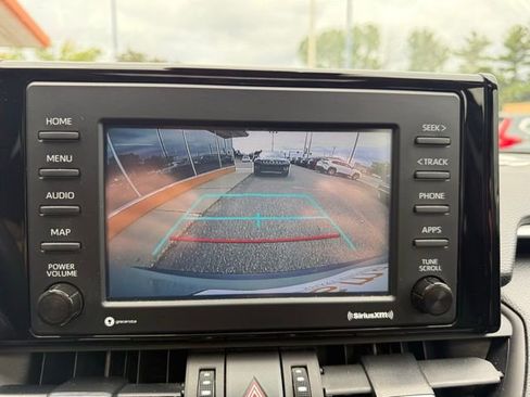 Used 2022 Toyota RAV4 XLE Premium image 24