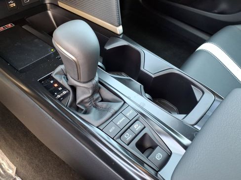 Used 2026 Toyota Camry SE FWD image 23