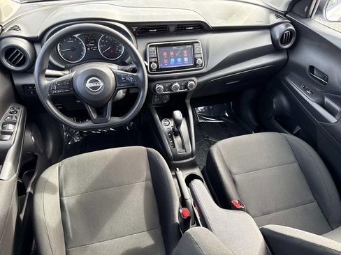 Certified 2025 Nissan Kicks Play S image 16