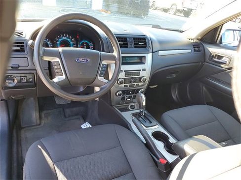 Used 2012 Ford Fusion SE image 10