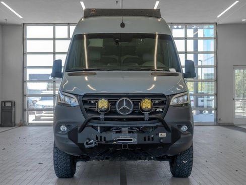 Used 2023 Mercedes-Benz Sprinter 2500 image 11