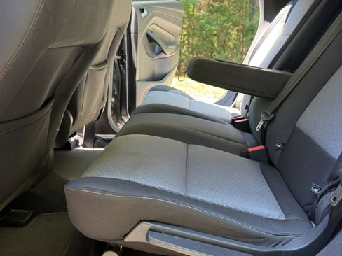Used 2017 Ford Escape SE AWD/4WD image 11