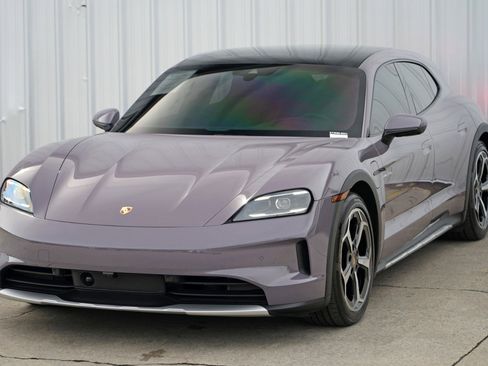 Used 2025 Porsche Taycan 4S image 53