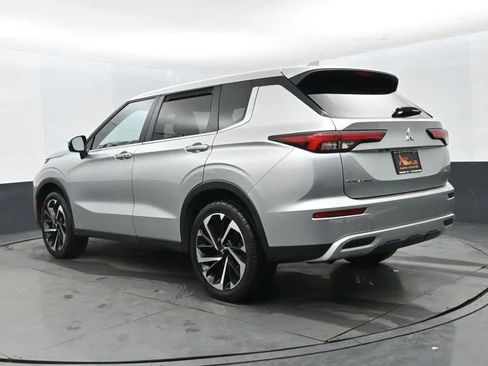 Used 2024 Mitsubishi Outlander Ralliart image 9