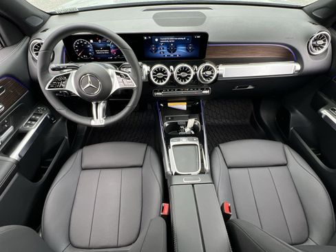 New 2026 Mercedes-Benz GLB 250 4MATIC image 28