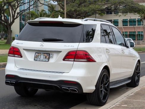 Used 2017 Mercedes-Benz GLE 63 AMG 4MATIC image 5