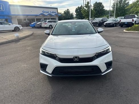 Used 2023 Honda Civic EX image 3