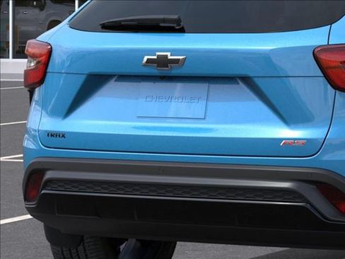 New 2026 Chevrolet Trax RS w/ Driver Confidence Package FWD image 14