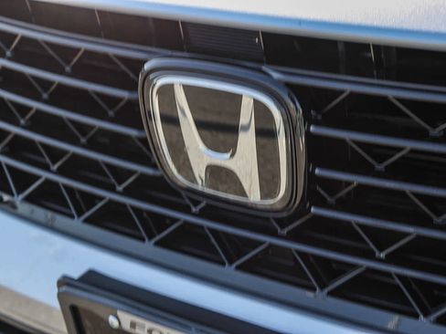 Certified 2025 Honda Accord Touring image 11