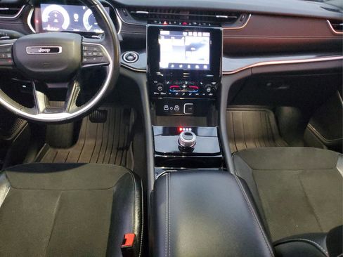 Certified 2022 Jeep Grand Cherokee L Altitude image 12