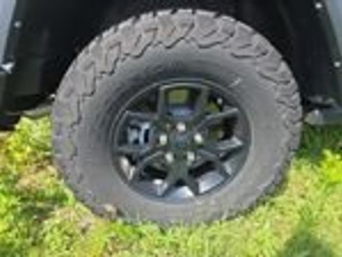Used 2024 Jeep Wrangler Unlimited AWD/4WD image 22