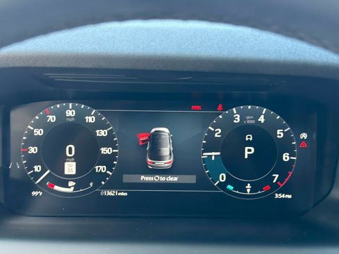 Used 2025 Land Rover Discovery Sport S image 48