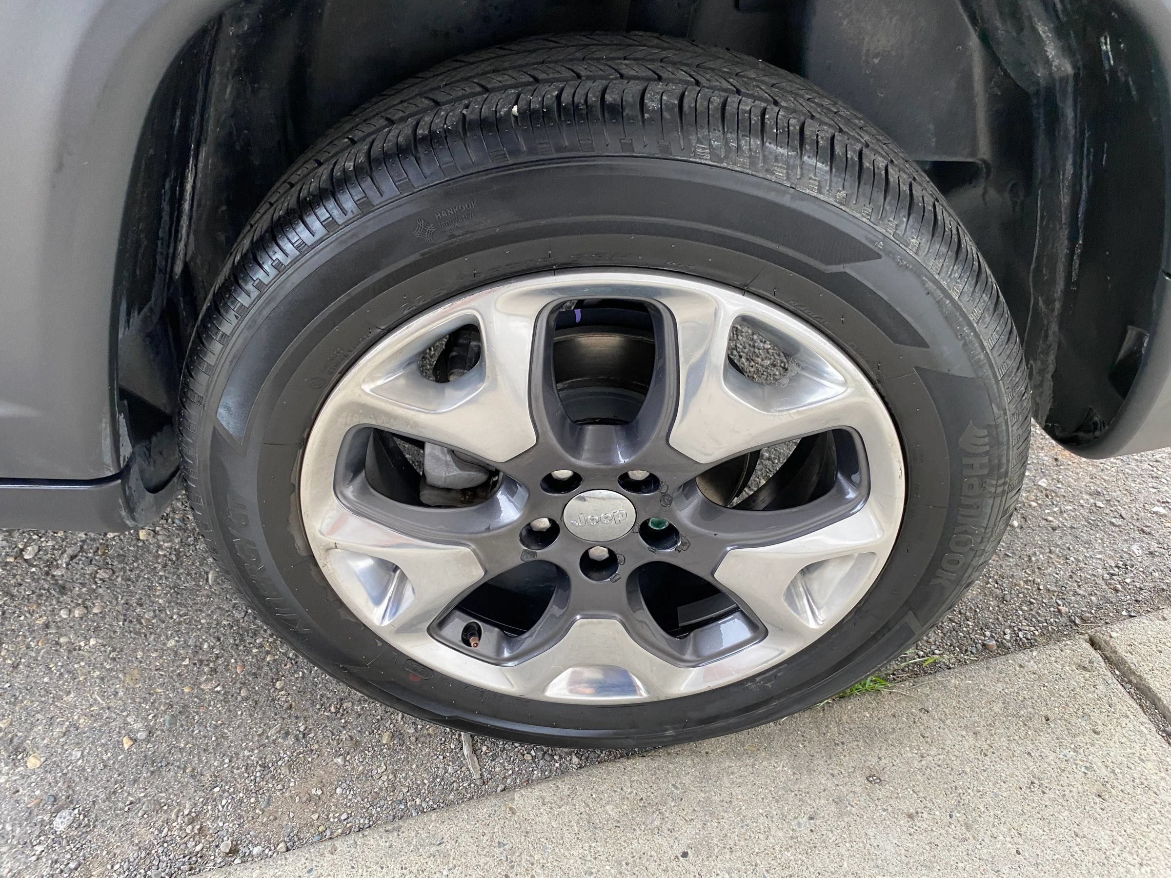 Used 2019 Jeep Compass Limited AWD/4WD image 24