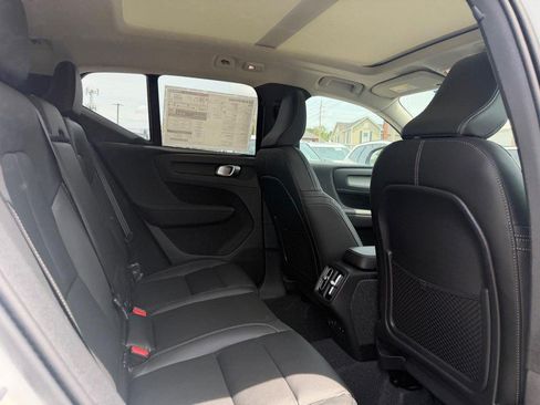 New 2026 Volvo XC40 B5 Plus w/ Protection Package Premier AWD/4WD image 4