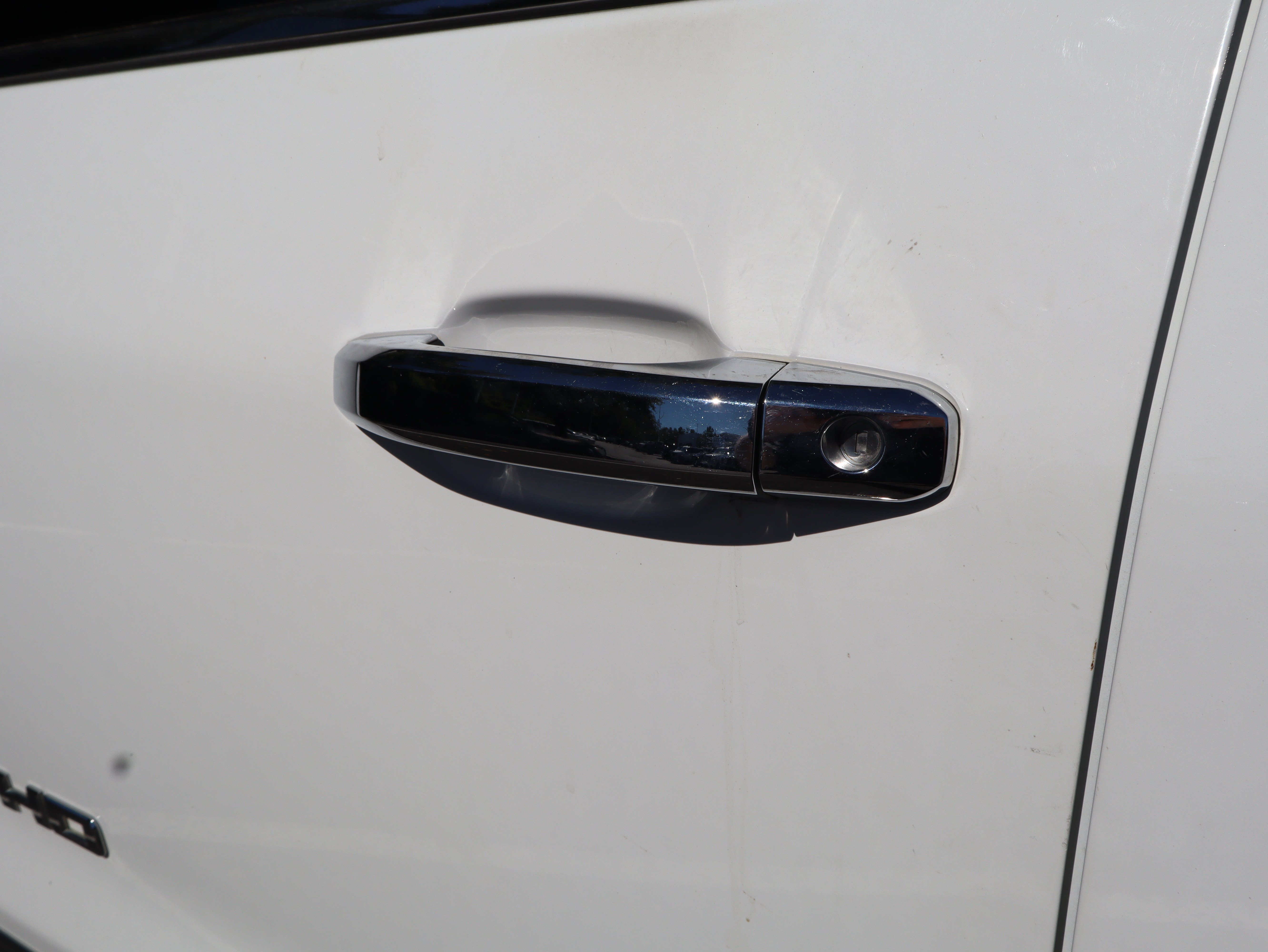 Used 2019 GMC Sierra 2500 Denali w/ Duramax Plus Package AWD/4WD image 22