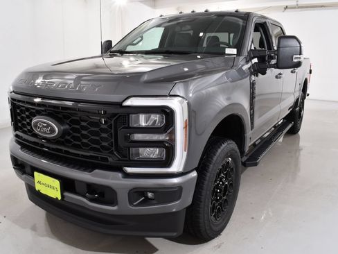 New 2026 Ford F350 XLT w/ XLT Premium Package AWD/4WD image 2
