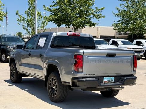 Used 2025 Chevrolet Colorado W/T w/ WT Custom Package RWD image 6