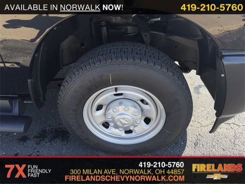 Used 2024 RAM 2500 Tradesman w/ Bed Utility Group image 34