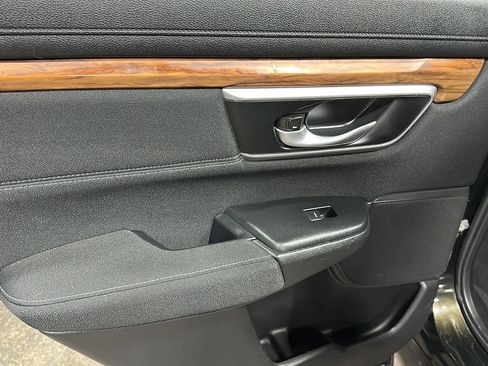 Used 2018 Honda CR-V EX image 12