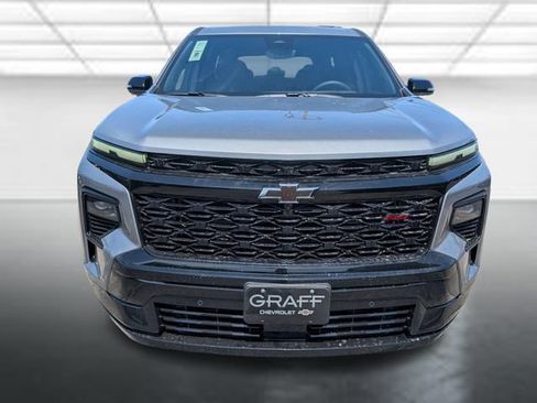New 2026 Chevrolet Traverse RS w/ LPO, Floor Liner Package FWD image 30
