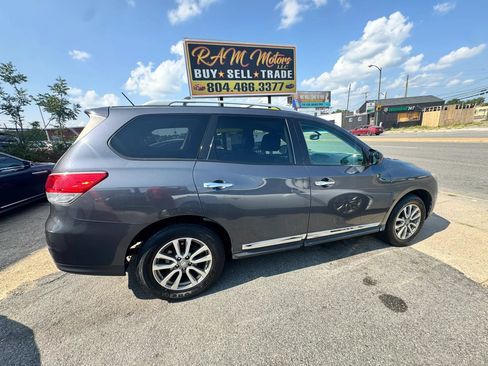 Used 2013 Nissan Pathfinder SL w/ Trailer Tow Pkg AWD/4WD image 2