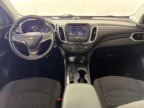 Used 2022 Chevrolet Equinox LT w/ Driver Convenience Package image 27