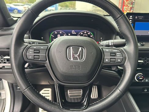 Used 2024 Honda Accord Sport image 17