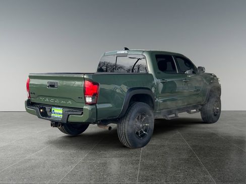 Used 2021 Toyota Tacoma image 7