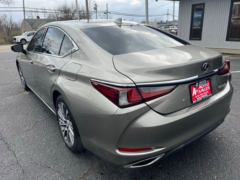 Used 2019 Lexus ES 350 w/ Premium Package FWD image 9