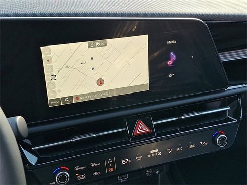 New 2025 Kia Niro EX w/ EX Cold Weather Package image 11