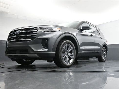 New 2026 Ford Explorer Active w/ Active Comfort Package image 26