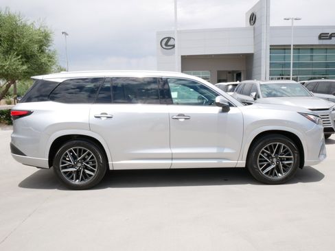 Used 2025 Lexus TX 350 FWD w/ Technology Package image 13