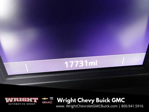 Used 2023 Buick Enclave Essence w/ Experience Buick Package image 16