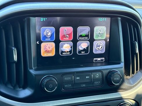 Used 2017 GMC Canyon SLT w/ Driver Alert Package image 21