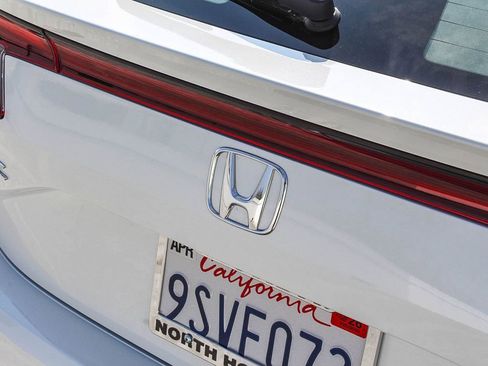 Certified 2025 Honda Civic Sport image 8