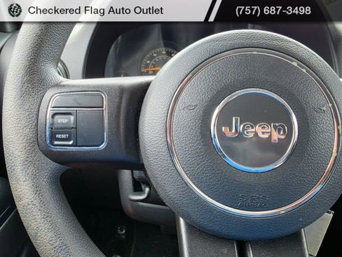 Used 2015 Jeep Patriot Sport w/ Power Value Group FWD image 11