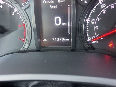 Used 2021 Toyota 4Runner SR5 Premium image 11