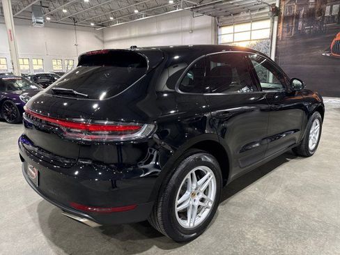 Used 2021 Porsche Macan image 36