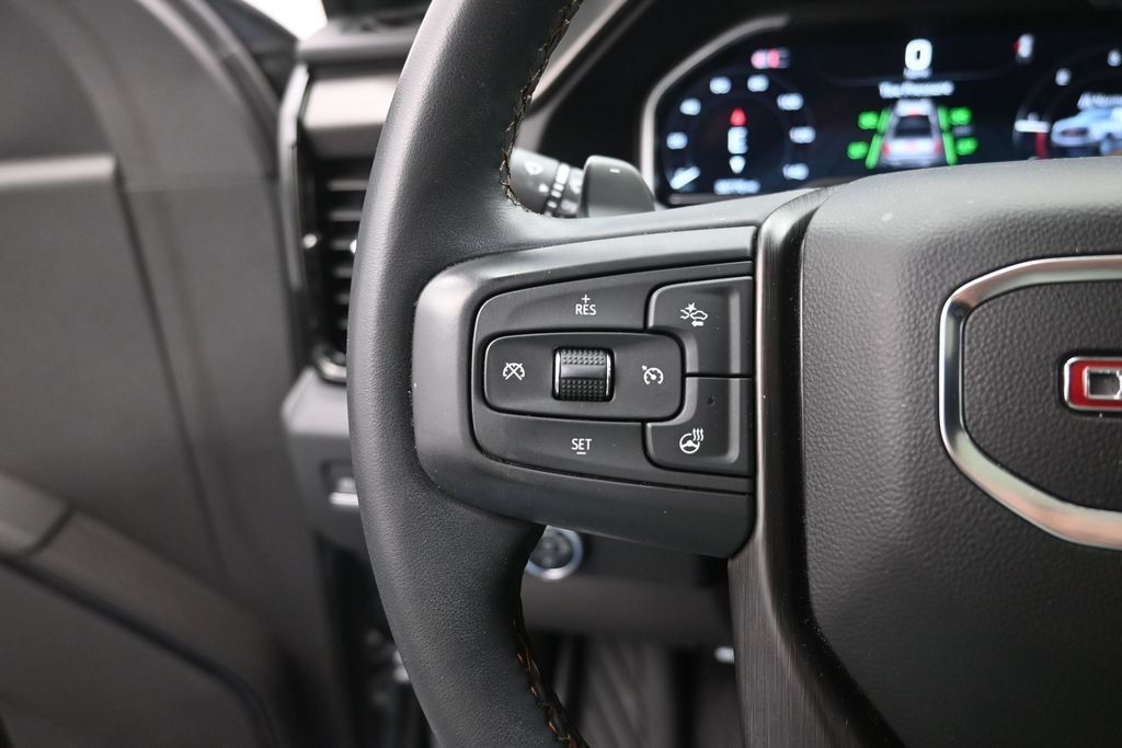 Used 2024 GMC Sierra 1500 AT4 w/ Technology Package AWD/4WD image 29