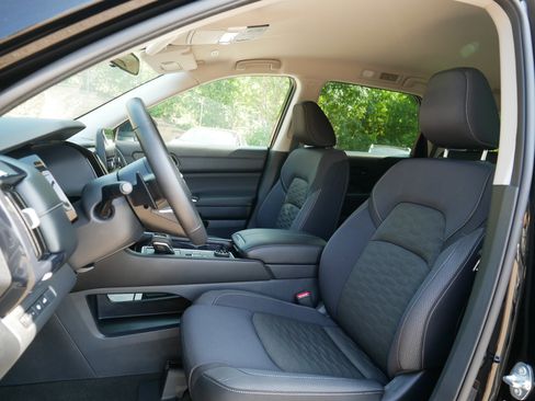 Certified 2025 Nissan Pathfinder SV AWD/4WD image 34