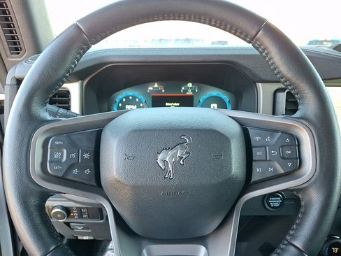 Used 2025 Ford Bronco Outer Banks image 20