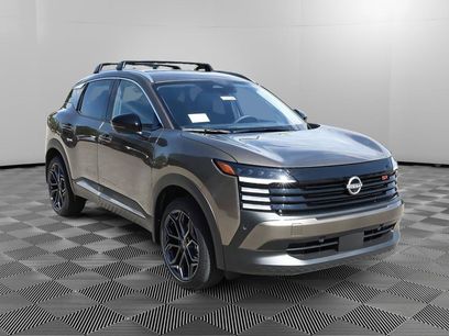 New 2026 Nissan Kicks SR w/ Cold Weather Package