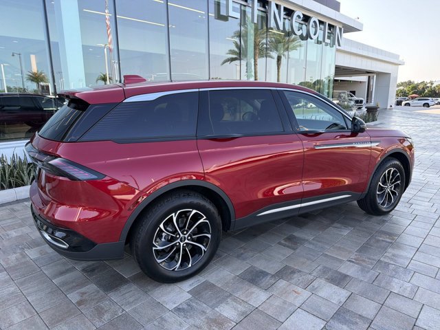 New 2026 Lincoln Nautilus Premier AWD/4WD image 2