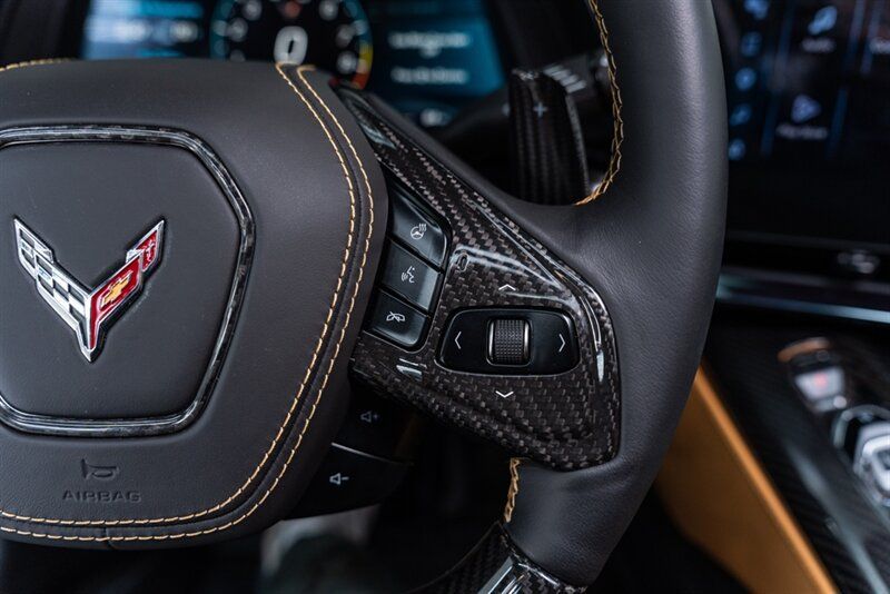 Used 2025 Chevrolet Corvette Z06 w/ Stealth Interior Trim Package RWD image 91