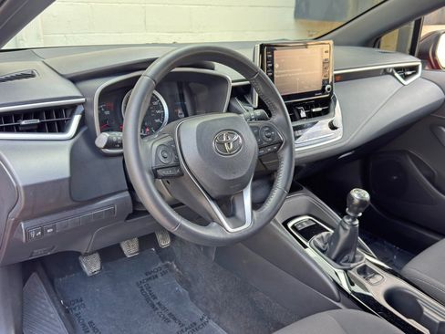 Used 2022 Toyota Corolla SE FWD image 12